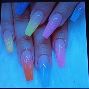 NIB Boutique 24 press on nails women/girls rainbow color glossy long